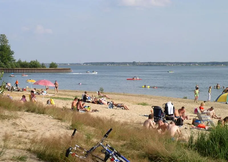 Odkryj malownicze zakątki: najlepsze trasy rowerowe w okolicy Turawy