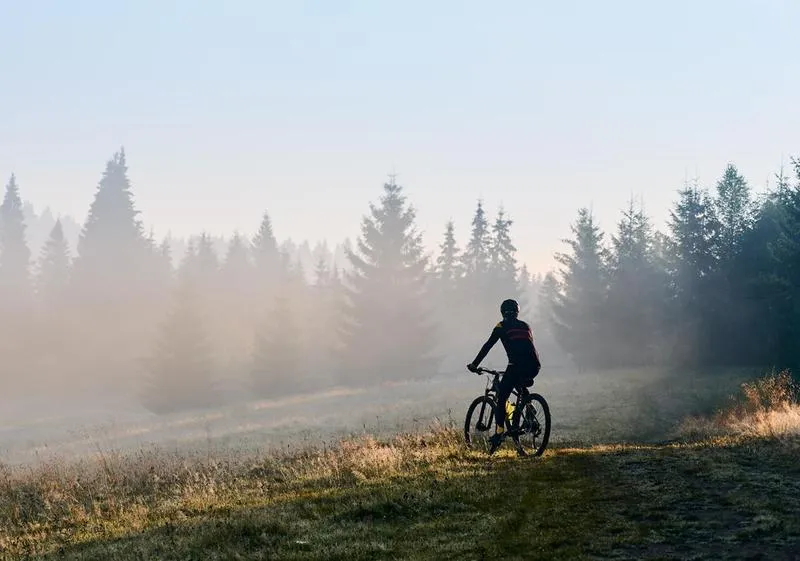 Przekąski energetyczne na długie trasy