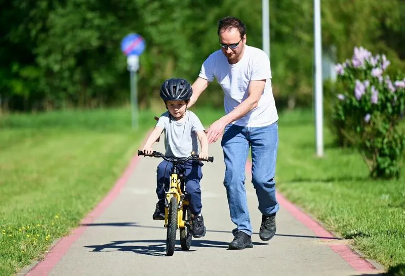 Techniki rysunkowe ruch i uśmiech
